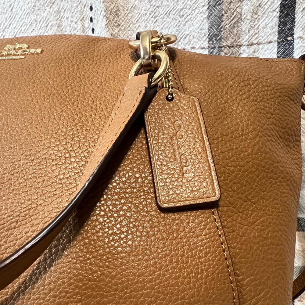 Coach Tan Pebbled Leather Tote with Gold Hardware - Picture 10 of 11